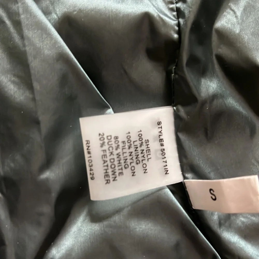 Long puffer vest - Picture 2 of 3